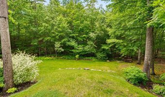 52 The Flume, Amherst, NH 03031