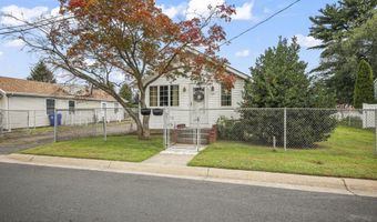 17 Cedar Ave, North Middletown, NJ 07748