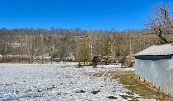 6033 Siemon Rd, Batesville, IN 47006