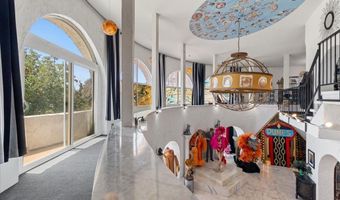 4318 Ridgecrest Dr, Las Vegas, NV 89121