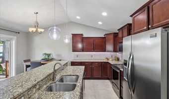 1706 Court St, Adel, IA 50003