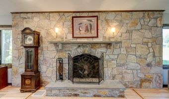 350 Brooke Meadow Rd, Berlin, CT 06037