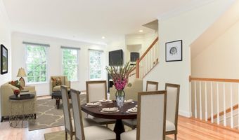 315 S HENRY St S, Alexandria, VA 22314