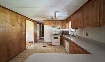 6122 Poplar Rd, Albany, GA 31705