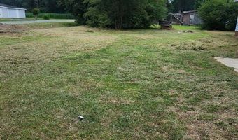 484 Yellow Skin Rd, Autryville, NC 28318