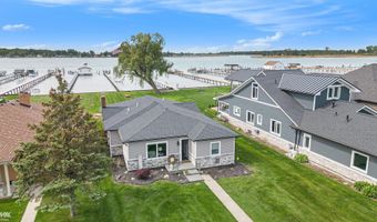 5227 Pointe Tremble, Algonac, MI 48001