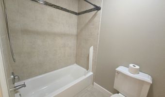 341 Harden St 2, Antioch, IL 60002