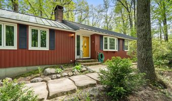 12 Lord Jeffrey Dr, Amherst, NH 03031