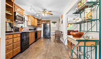 150 Private Road 311, Abbott, TX 76621