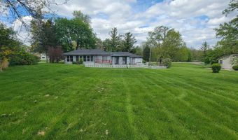 24049 W Grass Lake Rd, Antioch, IL 60002