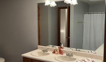 17 Prospect Mountain Rd, Alton, NH 03809