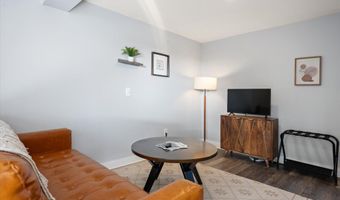 78 Ledgelawn Ave, Bar Harbor, ME 04609