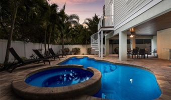 113 MAPLE Ave, Anna Maria, FL 34216