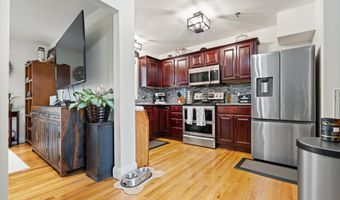 68 Stetson Pl 68, Danbury, CT 06811