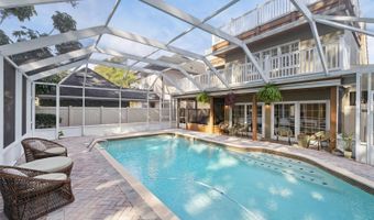 910 ALAMEDA St, Orlando, FL 32804