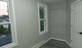 210 Merritt Ave, Bergenfield, NJ 07621