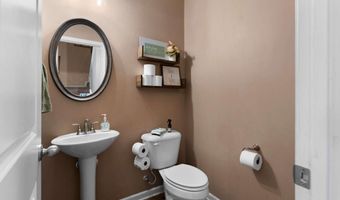 16 Colt Ct, Adairsville, GA 30103