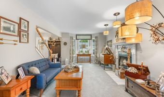 48 Poplar St, Beachwood, NJ 08722