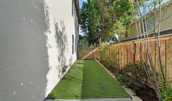 2364 Summerwind Pl, Carlsbad, CA 92008