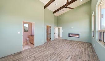102 Spanish Peaks Rd, Arroyo Hondo, NM 87513
