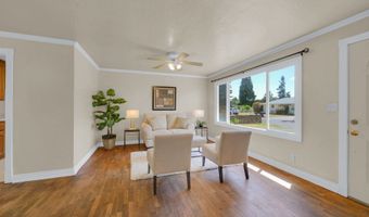 3279 ORIOLE St, Springfield, OR 97477