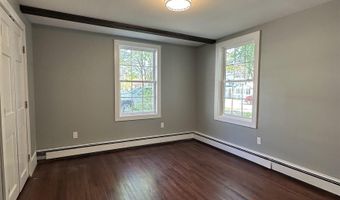 8 Main St, Bennington, NH 03442