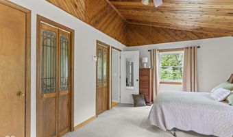 594 E Harrod Rd, Austin, IN 47102