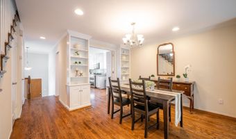 3814 N RICHMOND St, Arlington, VA 22207