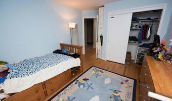 6789 LITTLE FALLS Rd, Arlington, VA 22213