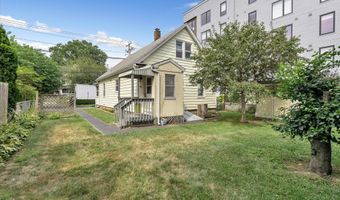 850 Brewster St, Bridgeport, CT 06605