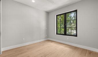 902 SHADY LANE Dr, Orlando, FL 32804