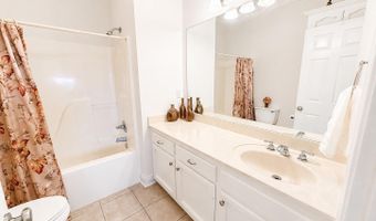 11001 Shoreline Dr, Baton Rouge, LA 70809