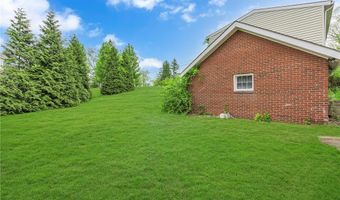 613 Briarcliff Dr, Aliquippa, PA 15001