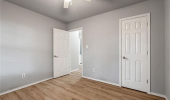 322 Country Lane Dr, Alma, AR 72921
