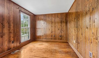 3802 IVANHOE Ln, Alexandria, VA 22310