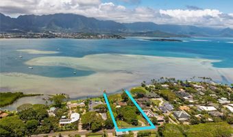 44-375 Kaneohe Bay Dr, Kaneohe, HI 96744