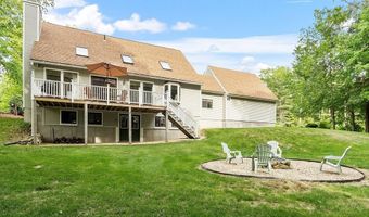 941 Doe Valley Rd, Athol, MA 01331