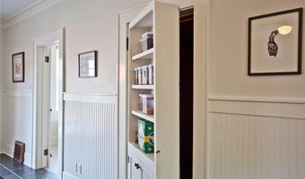 901 McCollum Dr, Bentonville, AR 72712