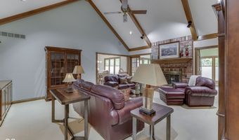 8888 Classic View Dr, Indianapolis, IN 46217