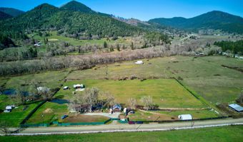 514 EAKIN Rd, Azalea, OR 97410