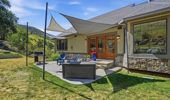 223 E 2050 N, Centerville, UT 84014