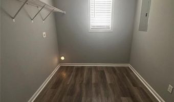1201 Saint Andrews Dr, Auburn, GA 30011