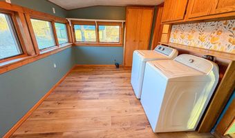 9372 State Highway PP, Ava, MO 65608