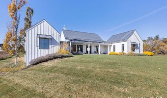 2832 Burwood Hill Ct SE, Ada, MI 49301