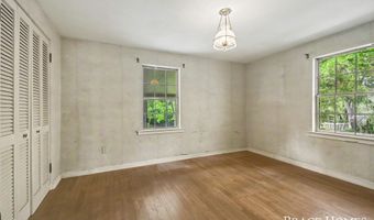 10748 100th St SE, Alto, MI 49302