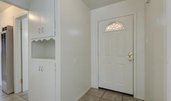 7716 McKnight Ave NE, Albuquerque, NM 87110