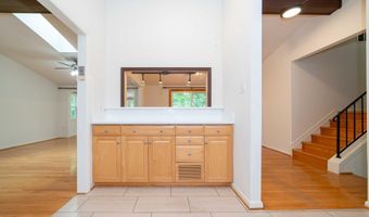 7814 WENDY RIDGE Ln, Annandale, VA 22003
