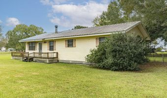 9903 Apple Dr, Abbeville, LA 70510