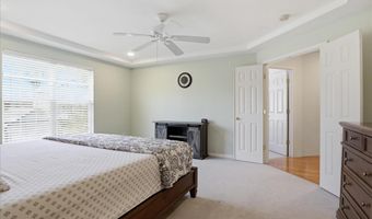 20385 BOWFONDS St, Ashburn, VA 20147