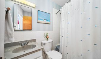 22 E 7TH St, Barnegat Light, NJ 08006